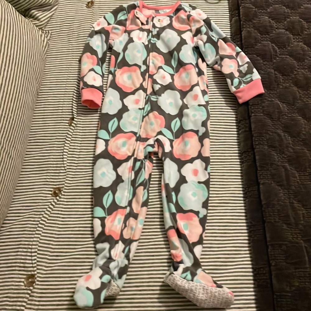 NWOT Carter’s Fleece PJ